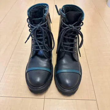 [컨디션 최상] MALONE 레이스업 가죽 부츠 블랙 중 보아 포함