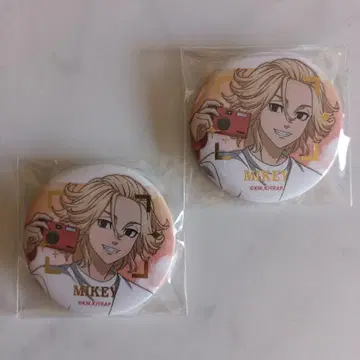 도쿄 리벤저스 사노 만지로 카메라 산포 캔뱃지 금박 2개