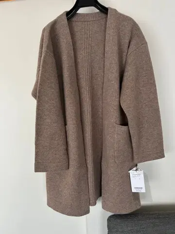 새상품 C'est moijeu 세모아쥬 가디건 울 100%