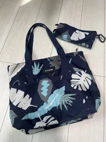 DAKINE 잎 패턴 토트백 파우치 포함