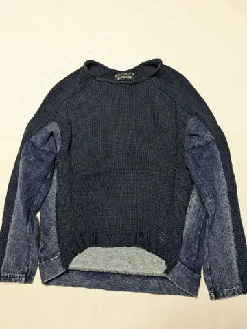 RED PEPPER 레드페퍼 절개 인디고 니트 맨투맨