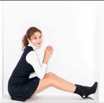 [sheller] sheller 백ZIP 울 프릴 원피스