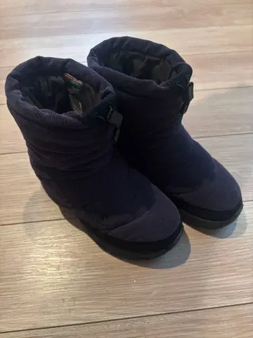 THE NORTH FACE 네이비 다운 부츠