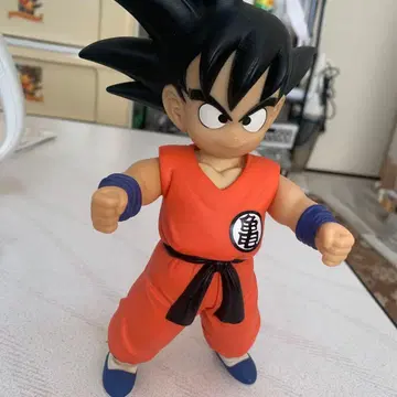 드래곤볼 손오공 피규어