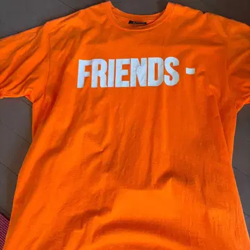 VLONE FRIENDS - T셔츠 오렌지