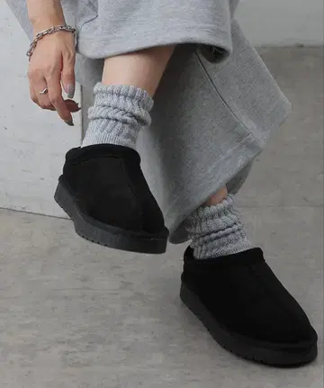 블랙 무스탕 슬립온 LARGE