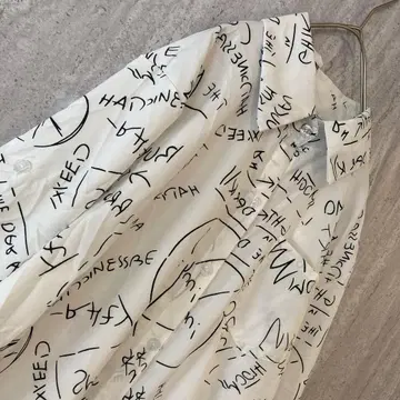 빈티지 블라우스 올 패턴 아트 영문 레트로 팝 개성파 화이트