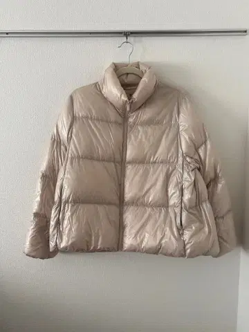 유니클로 베이지 퀼팅 숏 다운 자켓