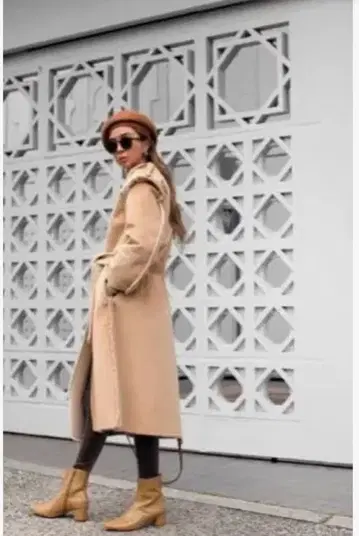 룸육 리버서블 코트