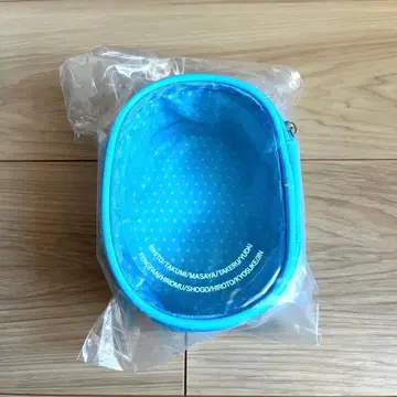 INI GIGO 프라이스 파우치