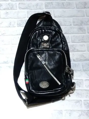 Orobiano 블랙 레더 슬링백