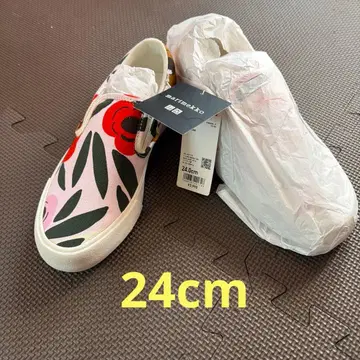 마리메꼬 유니클로 콜라보 스니커즈 슬립온 24.0cm
