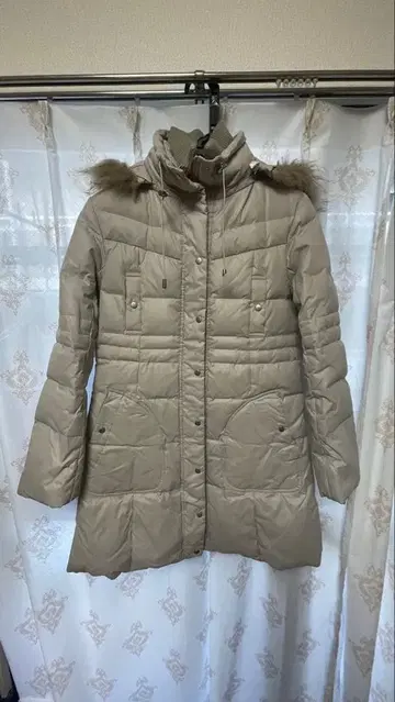 후드 부착 롱 다운 자켓