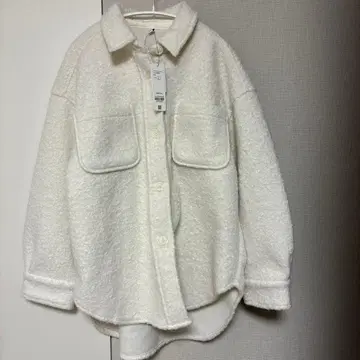 미사용 새상품 푸들 보아 자켓 화이트