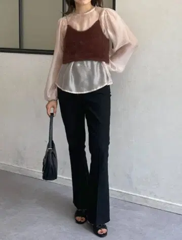 Thevon 세미 플레어 데님