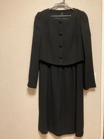 블랙 자켓 포함 원피스