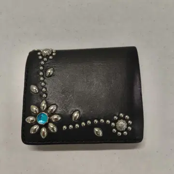 플라워 스터드 컴팩트 지갑