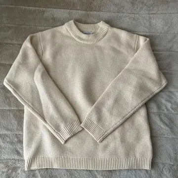 GLOBAL WORK 화이트 니트 M 사이즈