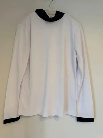 미사용 새상품 archivio 알치비오 골프 긴팔 상의 38