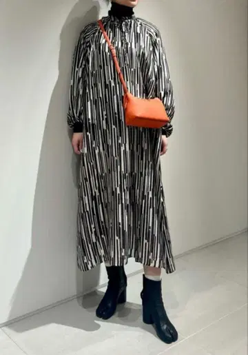 [ 미사용 새상품 ] TOMORROWLAND에서 구매한 원피스