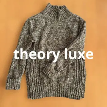 theory luxe 그레이 터틀넥 니트