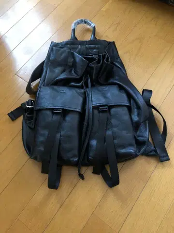 INCIPIT 가죽제품 블랙 숄더백