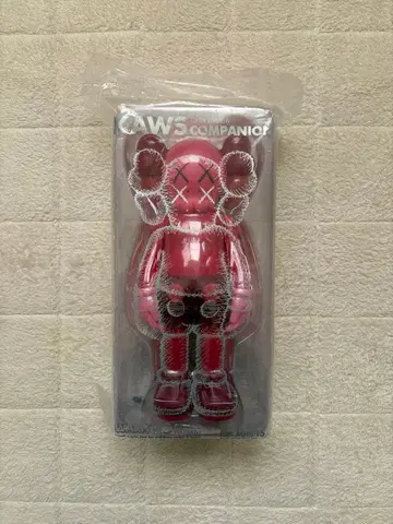 KAWS 컴패니언 에디션 피규어