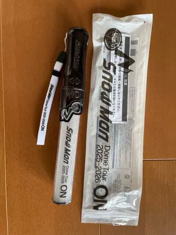 Snow Man 2025-2026 돔 투어 응원봉