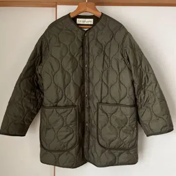 더 신즈 숏 퀼팅 코트