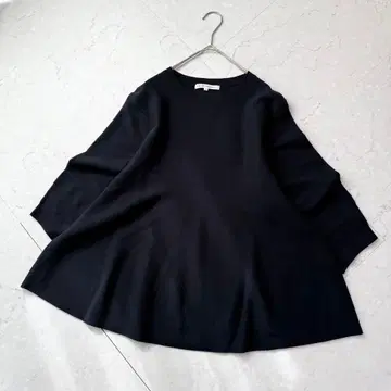 23구 워셔블 텐셀 스트레치 플레어 니트 46 7부 소매 23년제 네이비