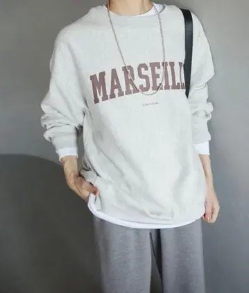 MARSEILLE 로고 맨투맨