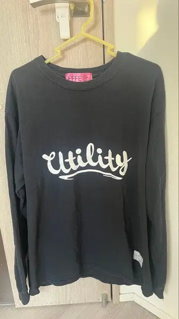 Utility PAN DEAD 긴팔T셔츠 블랙