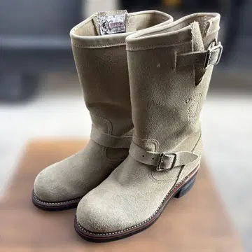 중고 페어 스웨이드 엔지니어 부츠 23cm 화이트 택