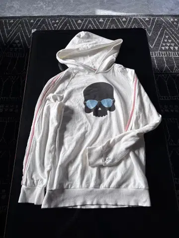 [ HYDROGEN ] 하이드로겐 스컬 프린트 스터드 데미지 후드티