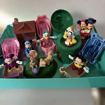 레어 맥도날드 덤 디즈니 시리즈