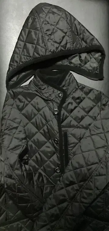 에디 바우어 퀼팅 코트 탈부착 가능 후드 포함