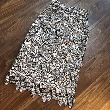 꽃무늬 레이스 타이트 스커트 사이즈 0