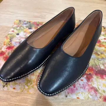 JAM 블랙 가죽 스틸레토 플랫슈즈 38