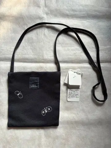 미나 페르호넨 초초 포켓백 네이비