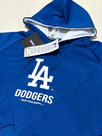 [ L ] 로스앤젤레스 다저스 후드 부착 후드티