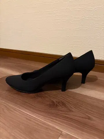 마리 클레르 블랙 펌프스 22.5cm