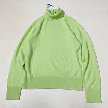 미사용 타카시마야 캐시미어 100 터틀넥 니트 L 피스타치오