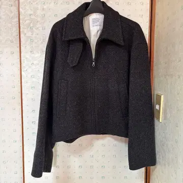 미사용 새상품 CLOCHE 자켓 코트