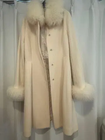 Apuweiser-riche 아푸와이저 리셰 롱 코트 사이즈 2