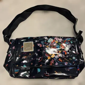 CRYSTALBALL 컬러풀 캐릭터 숄더백