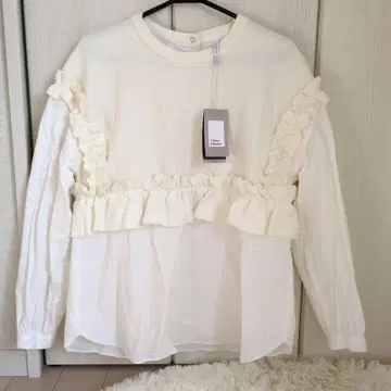 새상품&미사용&택 포함 [ ZARA ] 여성용 블라우스 티셔츠