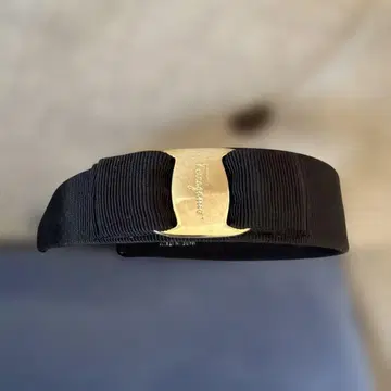 페라가모 머리띠