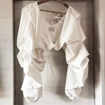 LA BELLE ETUDE 화이트 볼레로