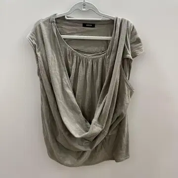 ZUCCa 그레이 드레이프 반팔 튜닉