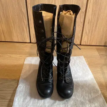 콜렉션 프리베 크랙 가죽 부츠 37